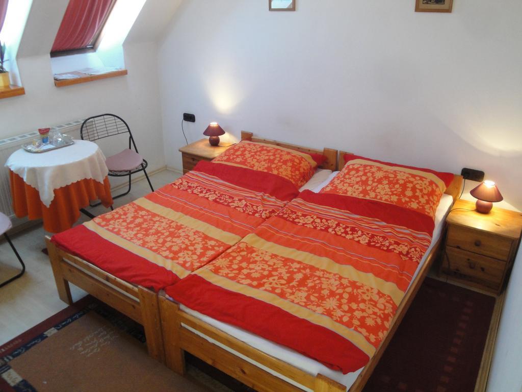 Guest house Ringhofer Vendégház Sopron Habitación foto